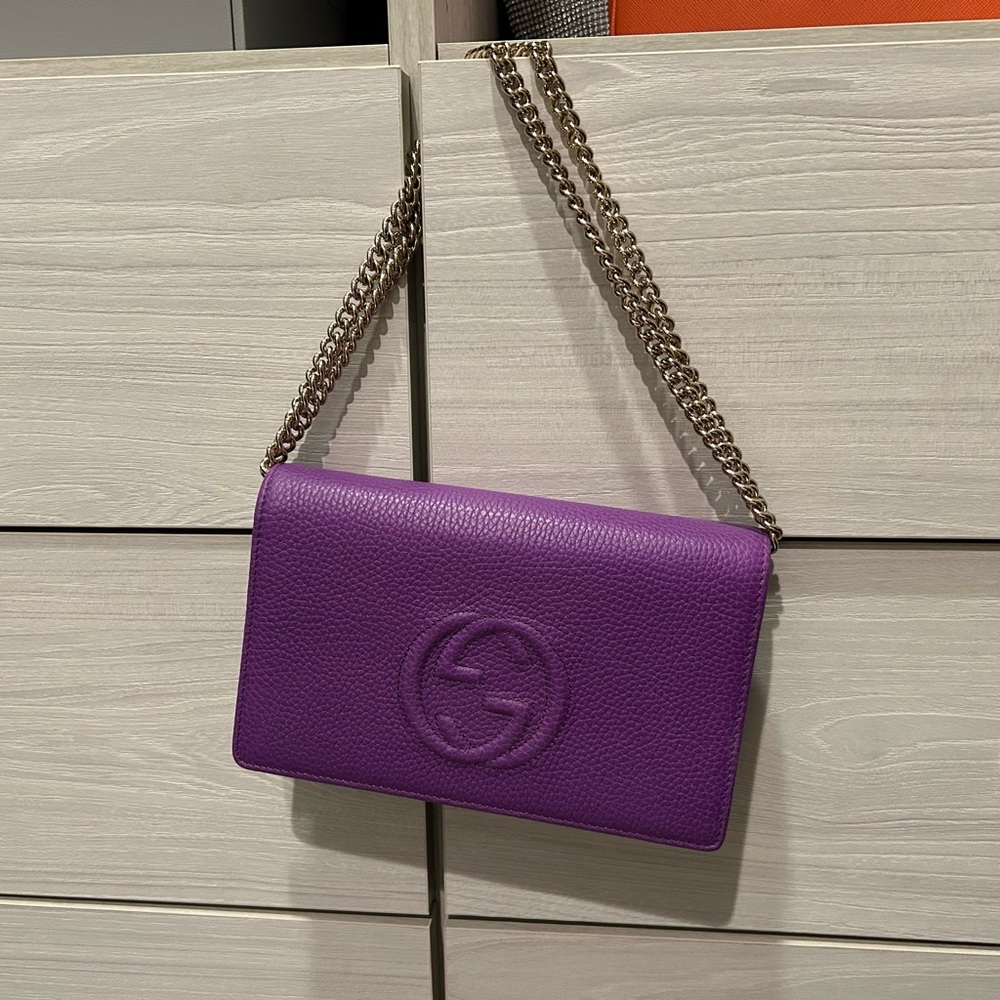 Gucci Purple Purse with gold chain